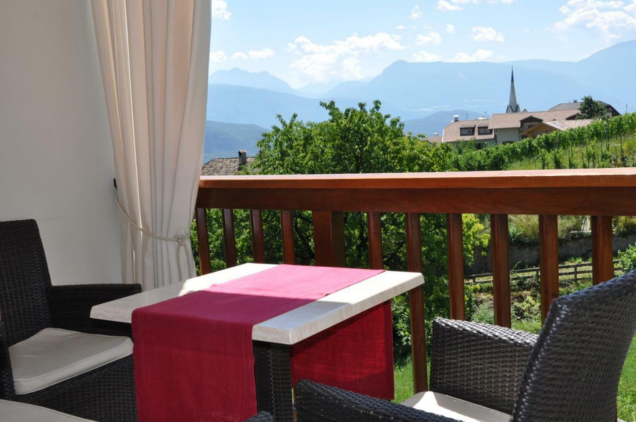 Gaestehaus Pfuss Caldaro Bagian luar foto