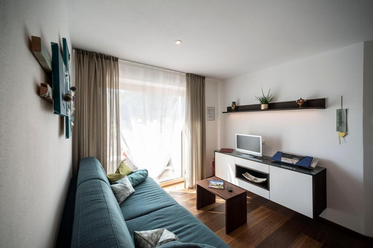 Gaestehaus Pfuss Caldaro Bagian luar foto